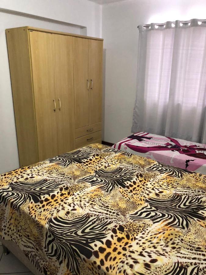 Apartamento Bombinhas 公寓